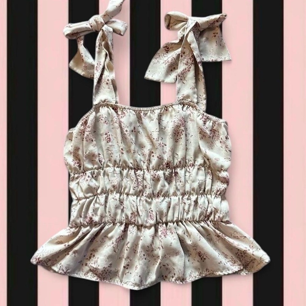 Floral Print Sleeveless Top